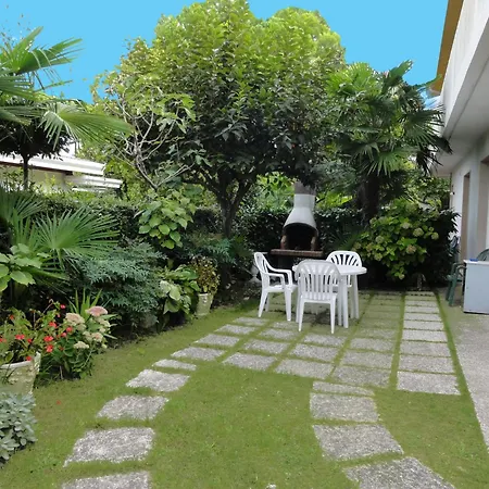 别墅 With Garden And Bbq *